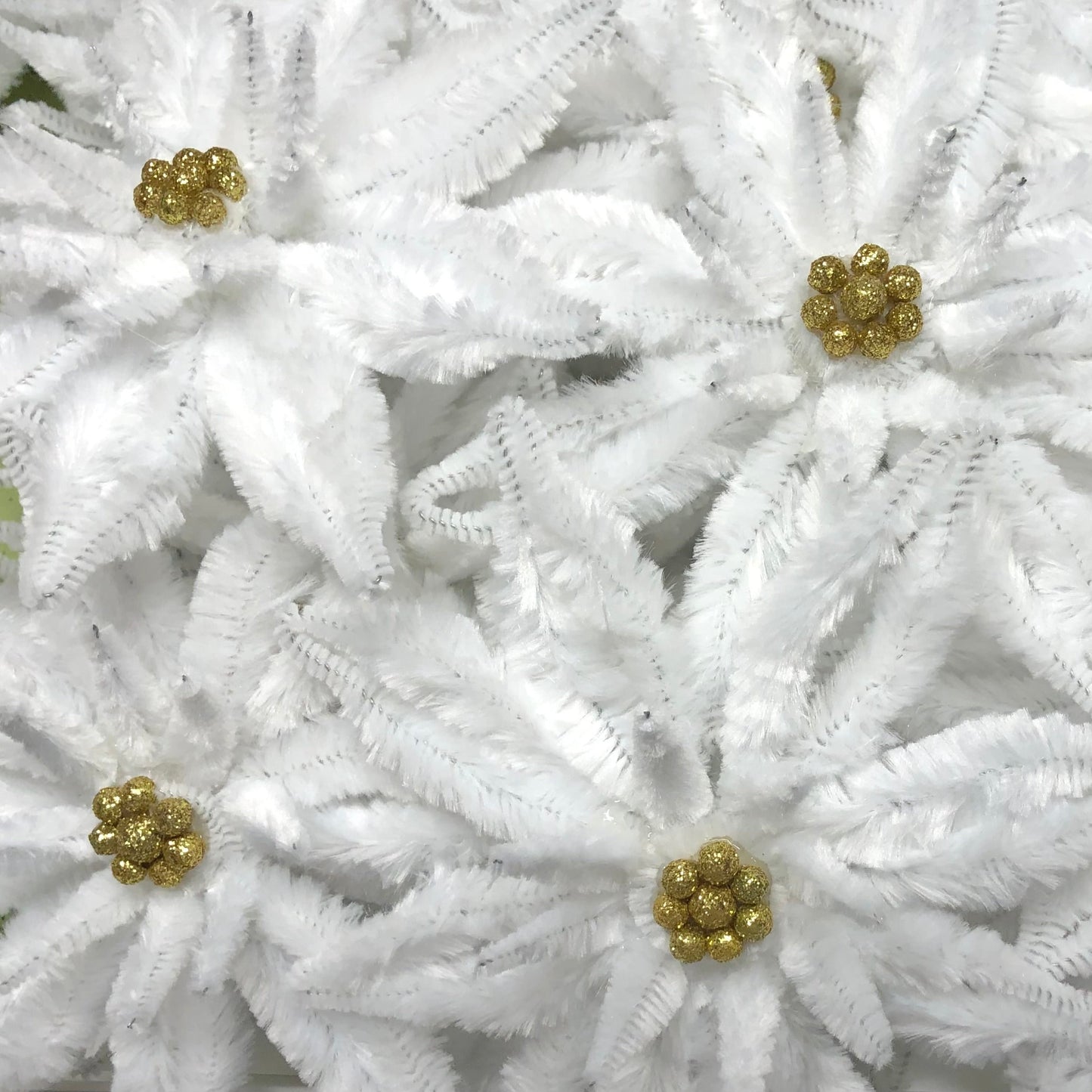 Chenille Poinsettia /white-gold