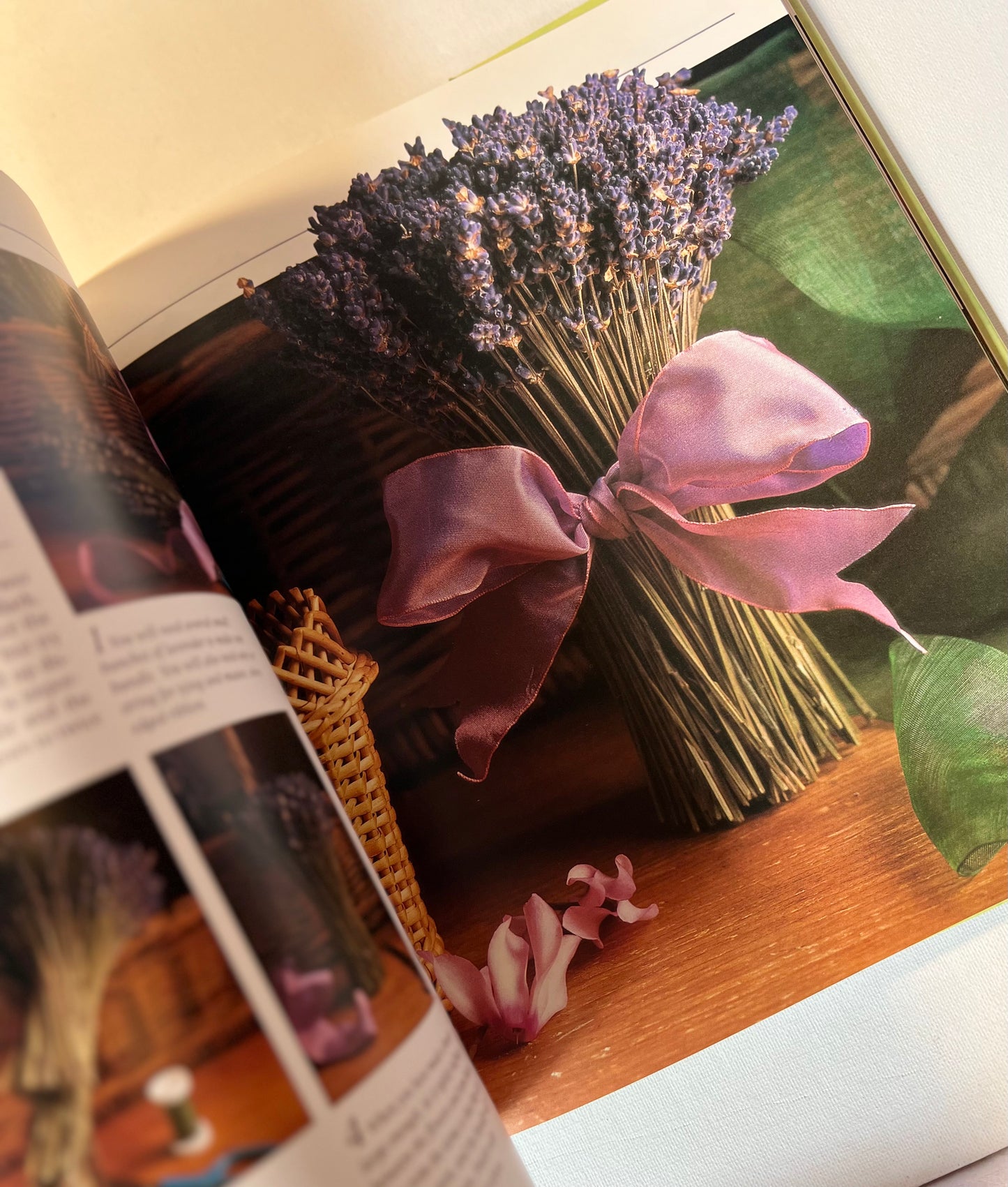At Home With Herbs: Inspiring Ideas for Cooking, Crafs, Decorating and Cosmetics