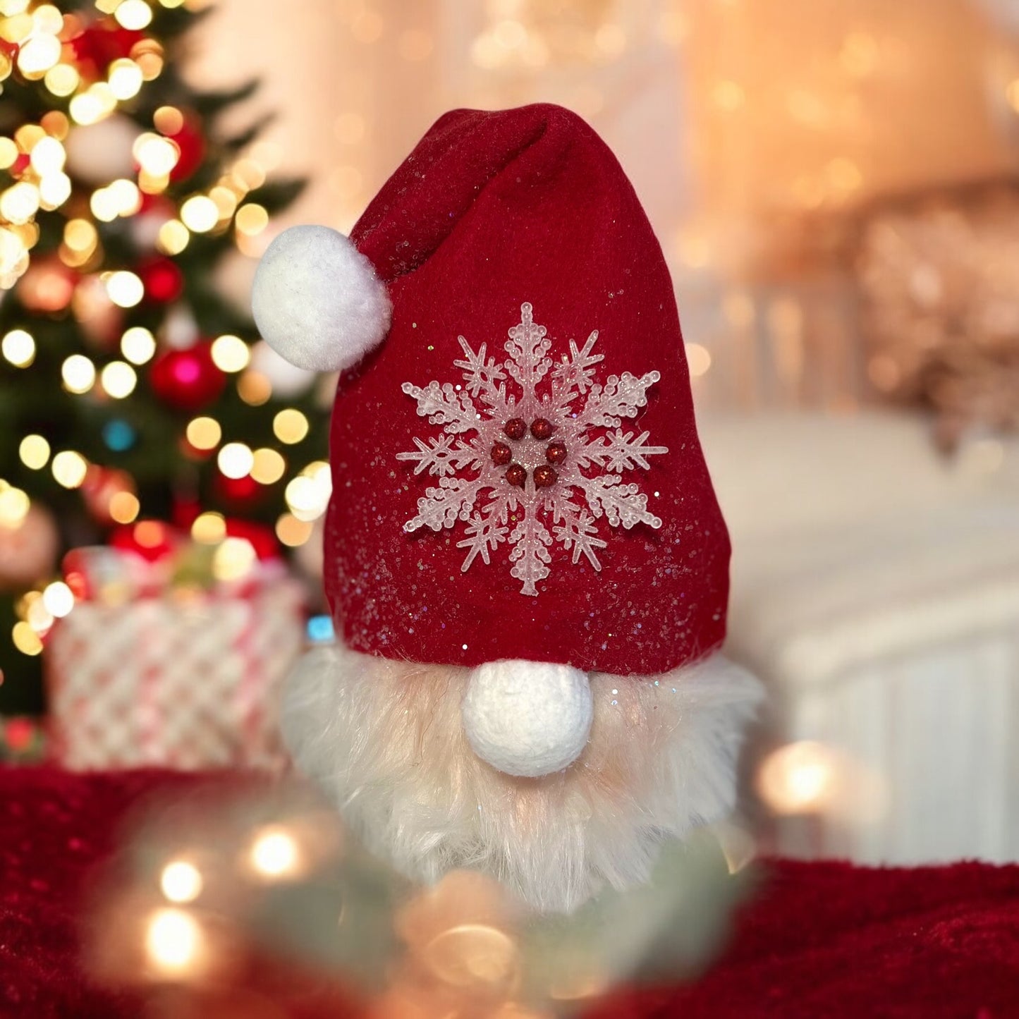 Lars the Christmas Gnome /red