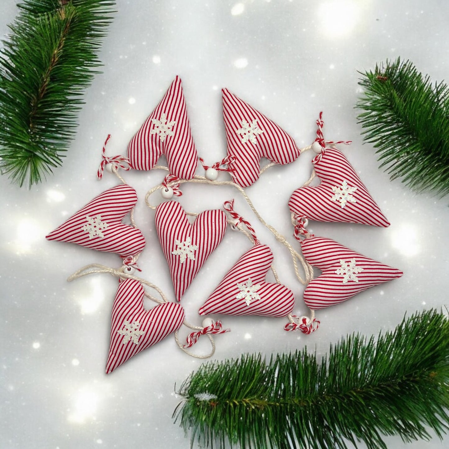 Puffy Hearts Christmas Garland /red-white