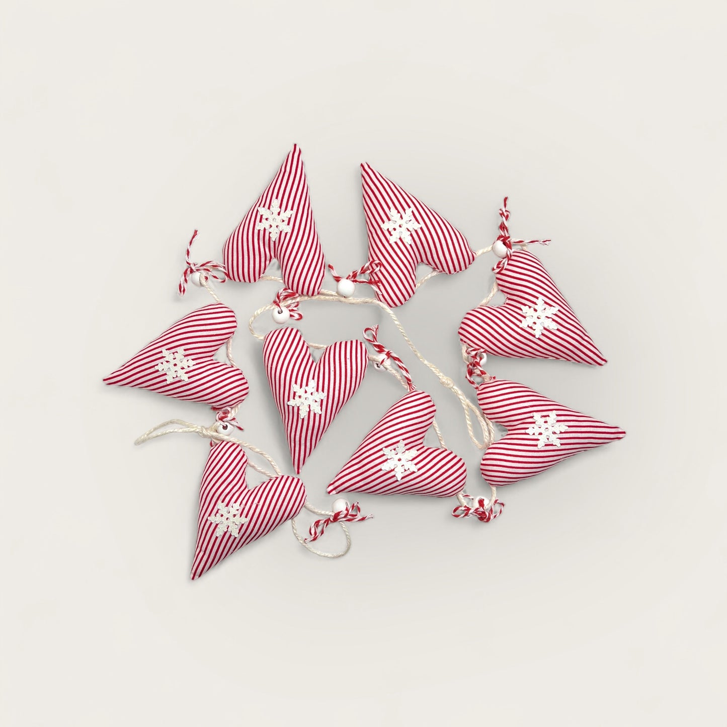 Puffy Hearts Christmas Garland /red-white