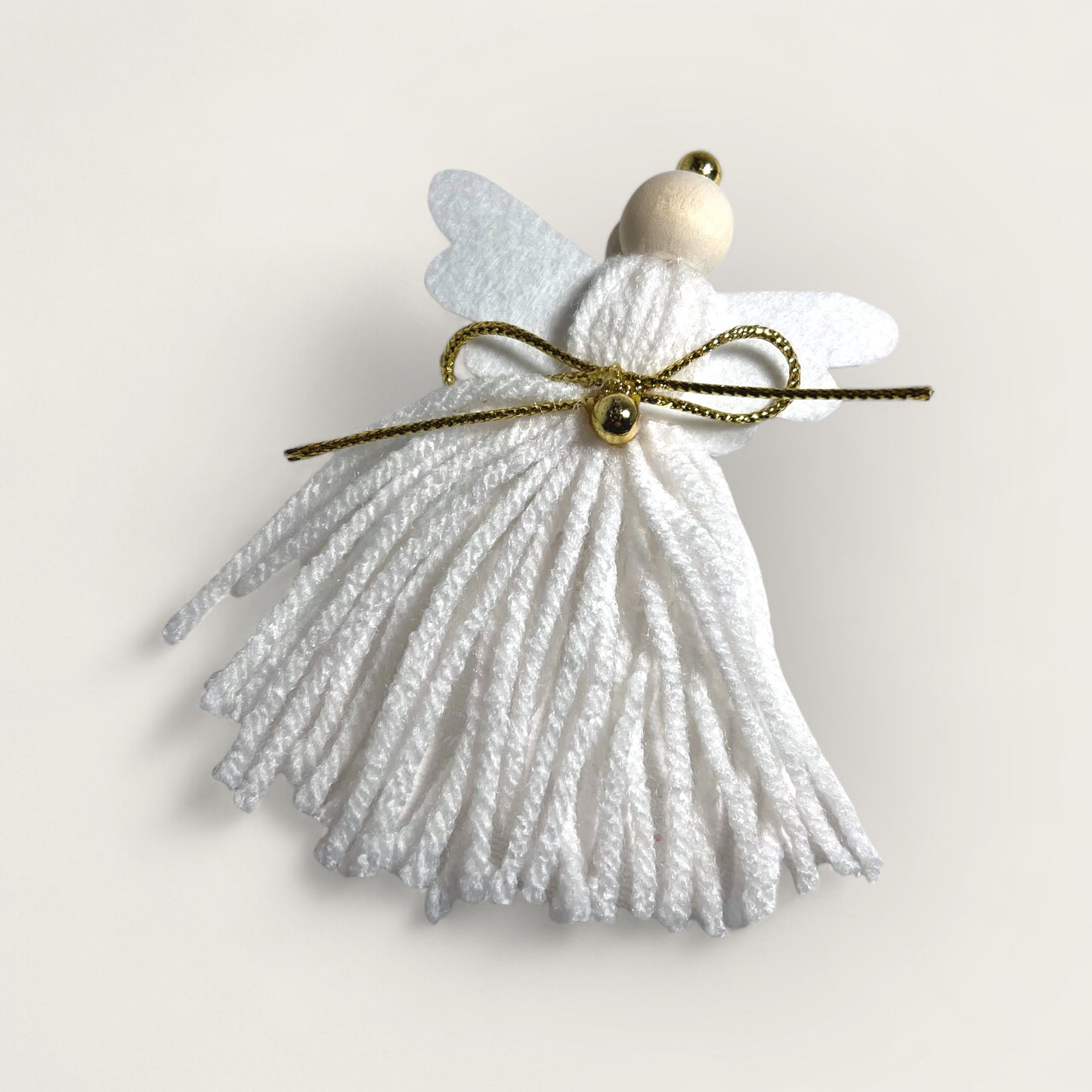 Little Yarn Angel /white